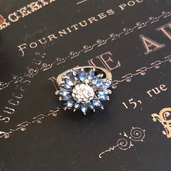 The Poppy Estate inspired blue flower ring in 925 Silver - Picture 8 of 8